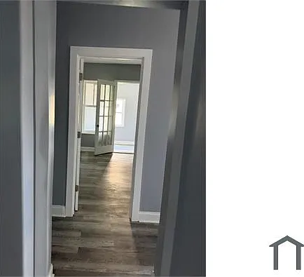 7049 S Clyde Ave #3S — Photo 3
