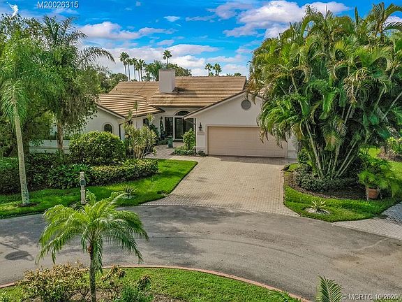 2nd image of 4234 SW Gleneagle Cir