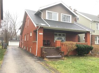 2191 Cranston Rd, University Heights, OH 44118