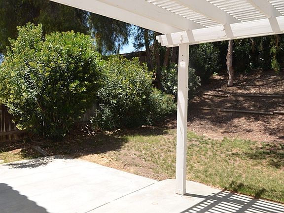 4th image of 40019 White Leaf Ln
