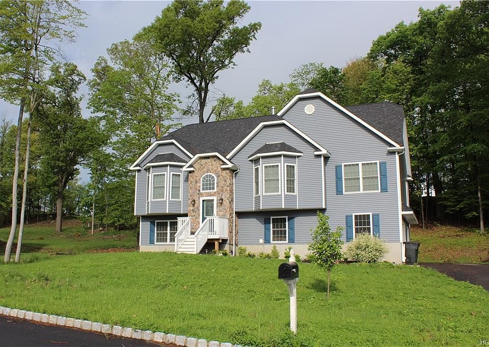 1st image of 22 Ashley Ct