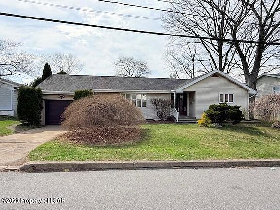 2nd image of 550 Allen St