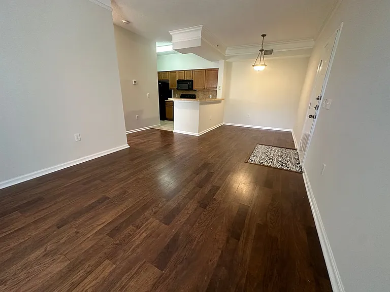 2210 Myrtlewood Cir E — Photo 19