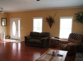 108 Shelby Ln, Hampshire, TN 38461