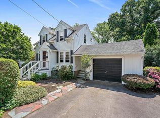 8 Cottage Pl, Milton, MA 02186