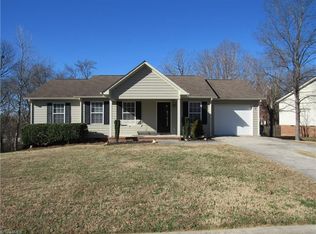 2715 Ingleside Dr, High Point, NC 27265