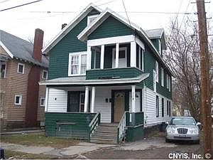 1st image of 118-20 Fernwood Ave