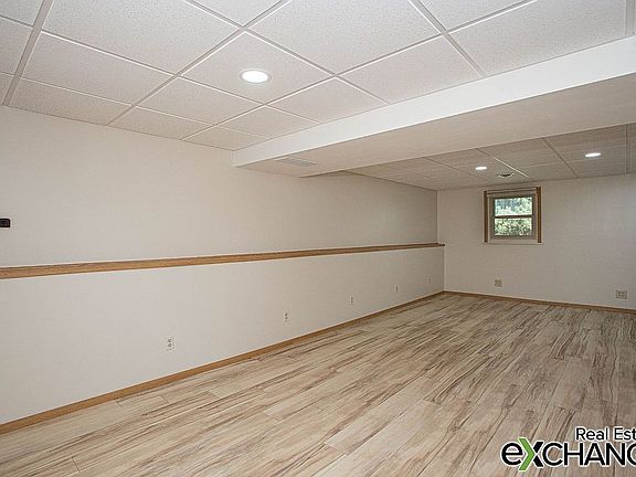 4th image of 1528 Spruce Hills Dr