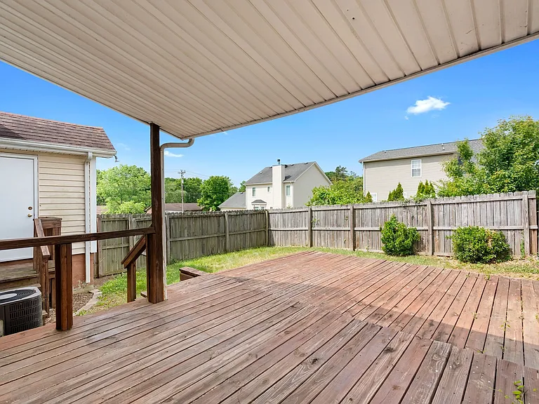 7305 Weston Way — Photo 14