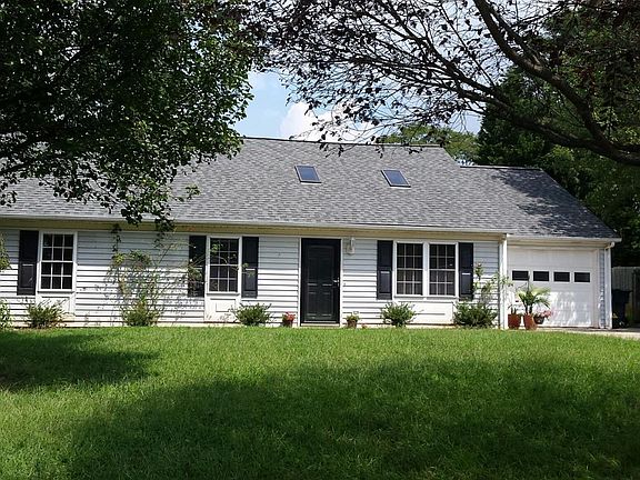 2nd image of 51 Crestfield Dr