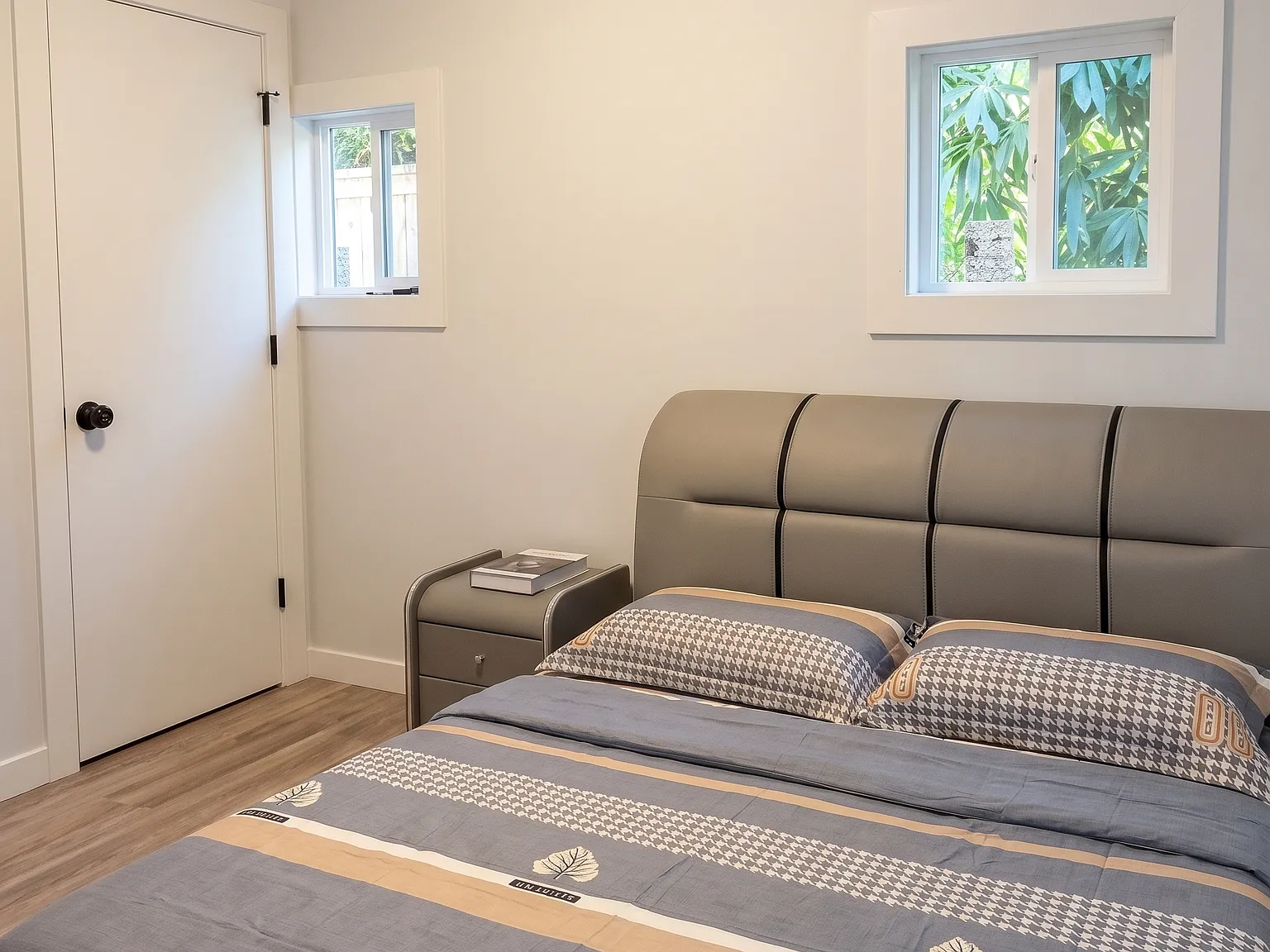 1 bed, 800 sqft, $1,200 — Photo 3