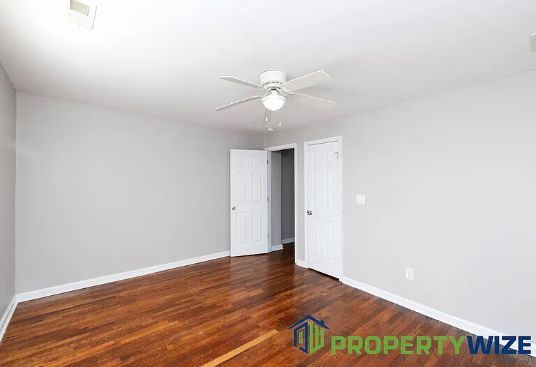 4217 Chatham Rd #B — Photo 13