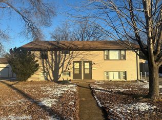 5961 Main St NE #2, Minneapolis, MN 55432
