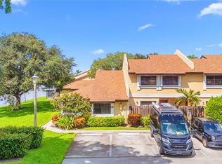310 SW 96th Ter, Hollywood, FL 33025