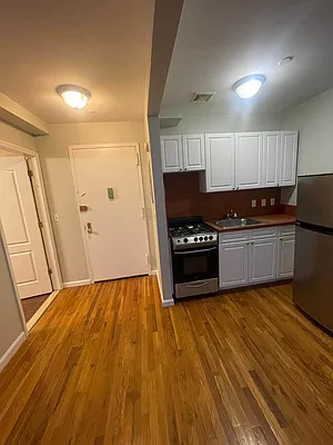 Rented by Lion Funding LLC | media 10