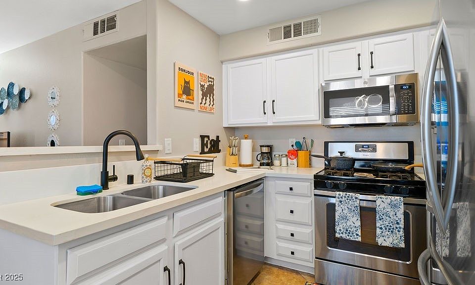 1st image of 3123 Key Largo Dr Unit 101