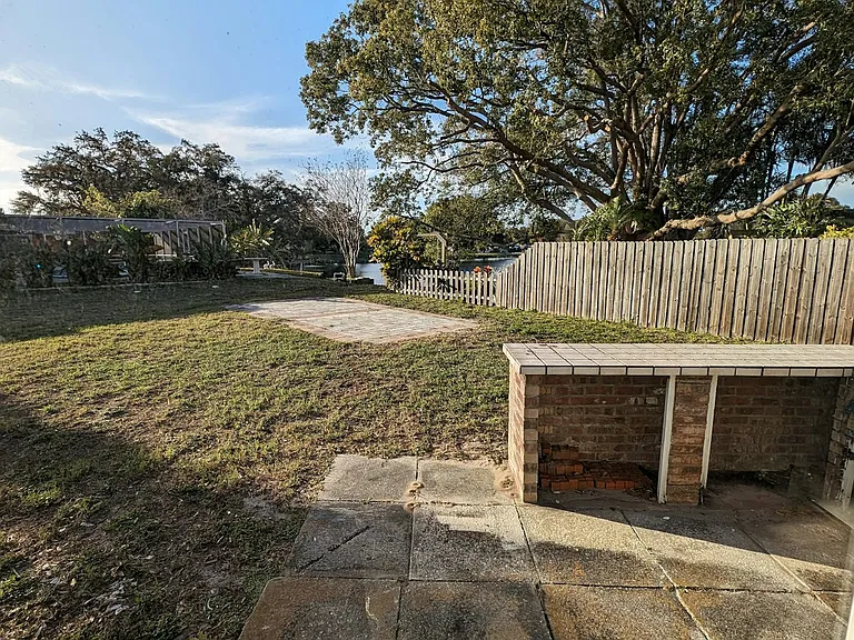 1580 Andover Dr — Photo 42