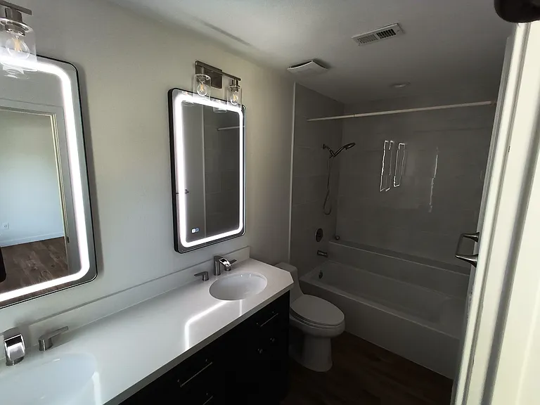 8205 Clarion Cir — Photo 15