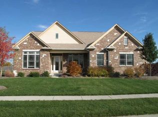 9860 Soaring Eagle Ln, McCordsville, IN 46055