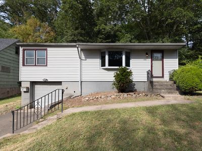 140 Lawncrest Road, New Haven, CT, 06515