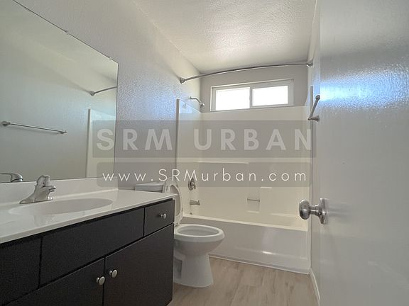 5th image of 3761 36th St APT 5
