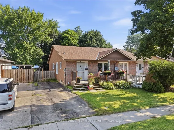 16 Palomino Dr, Brantford, ON N3P 1J7
