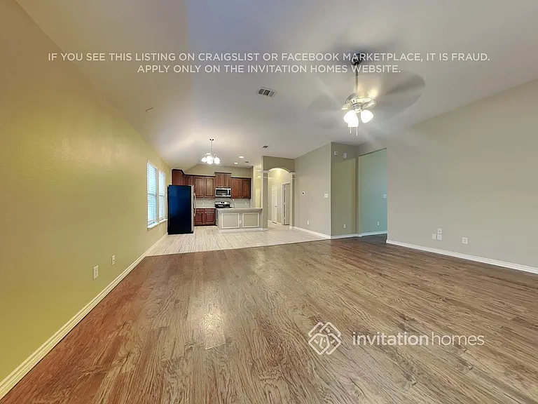 510 Maplewood Dr — Photo 17