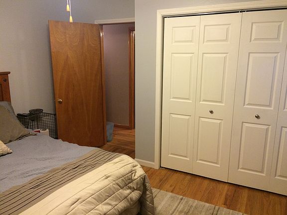 Master Bedroom/Closet