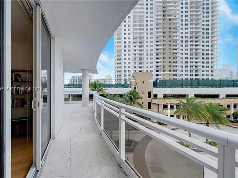 901 Brickell Key Blvd #609 — Photo 14
