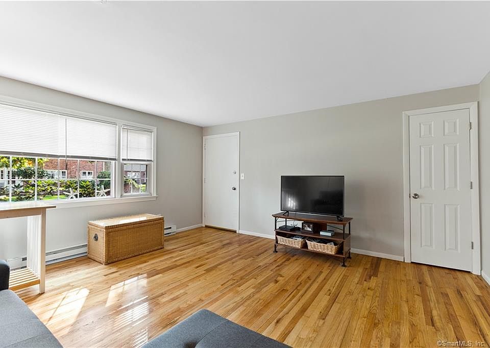 Moorings Condominiums 280 E Main St Clinton CT Zillow