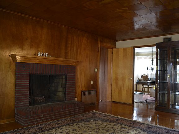large living room, fireplace