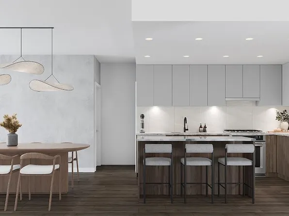 2388 152a St #503, Surrey, BC V4A 9Y1