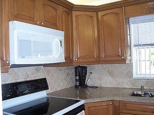 4th image of 3718 Briggs Dr