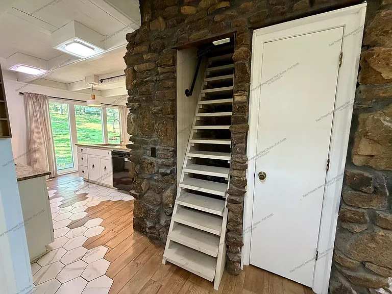 602 Azure Hills Dr — Photo 30