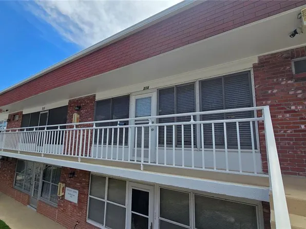 3540 32nd Ave N APT 214, Saint Petersburg, FL 33713