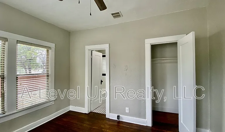 302 N Euclid Ave #1 — Photo 12