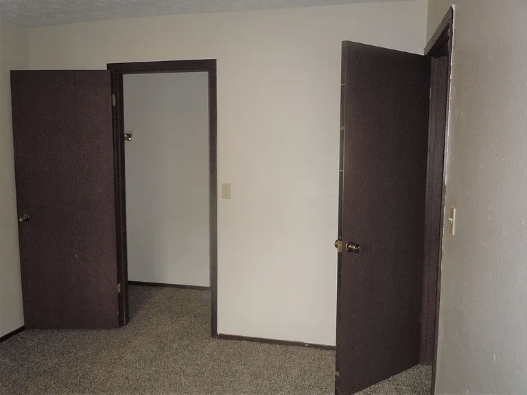 1108 Apache Dr — Photo 7
