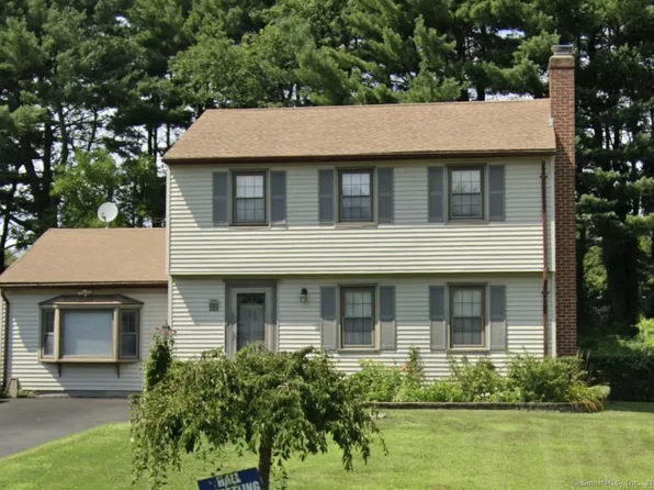 28 Southwood Drive, West Hartford, CT 06110