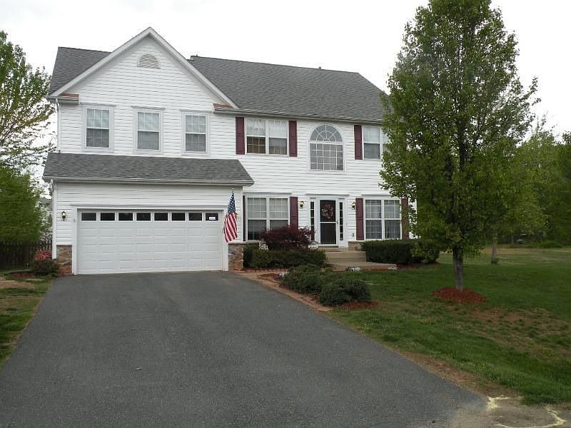 2nd image of 23 Kirby Ln