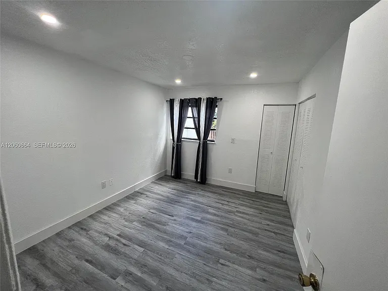 1901 NW South River Dr #35C — Photo 18