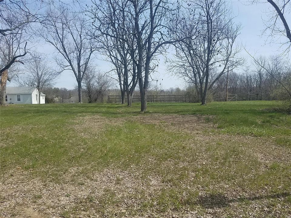 1st image of 13184 East Ln