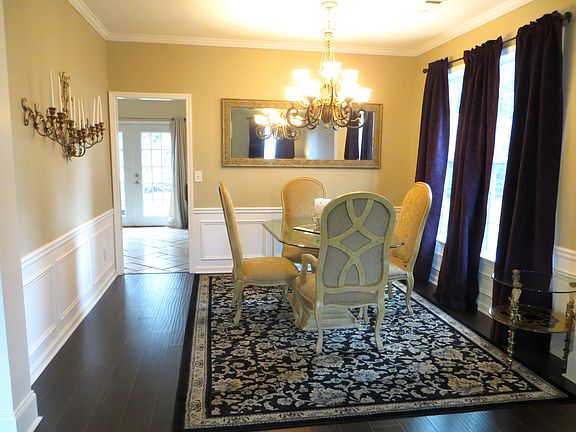 4th image of 714 Purslane Way