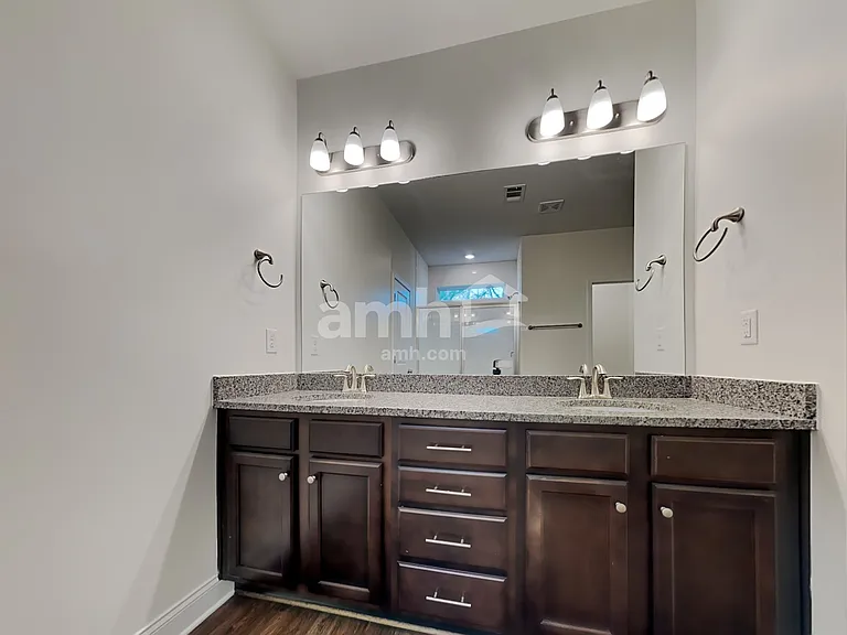 5275 Hudson Valley Dr — Photo 15
