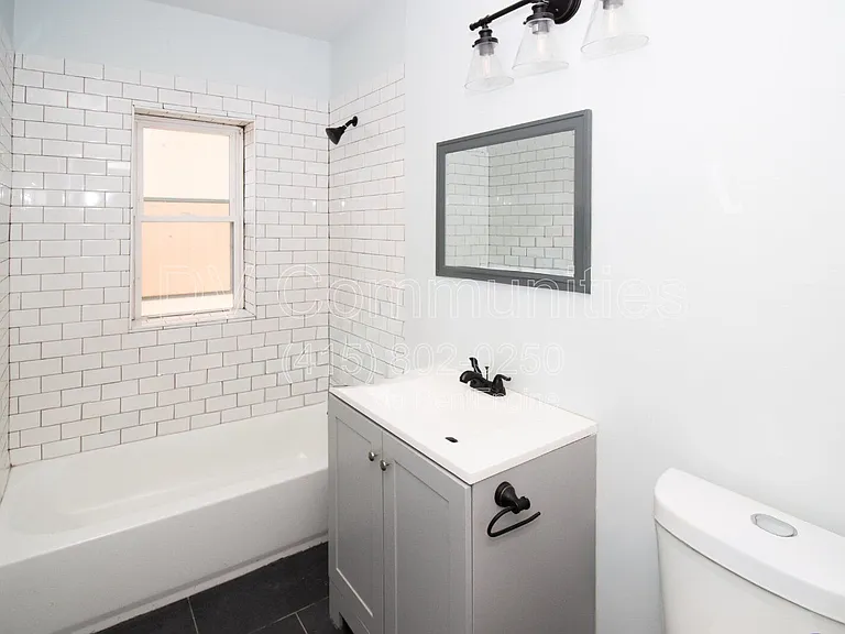 3300 E 149th St #10 — Photo 6