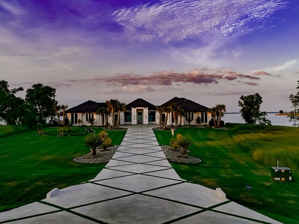 326 Emerald Ln, Corsicana, TX 75109