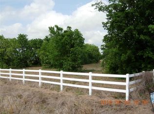 227 N Cedar Vale Rd, Bay City, TX 77414