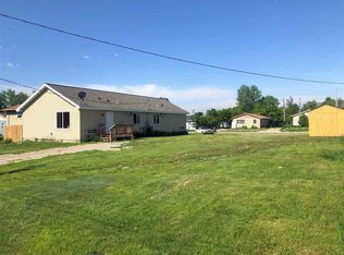 20 2nd St SW, Parshall, ND 58770