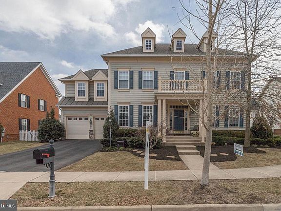 3rd image of 10935 A P Hill Ct