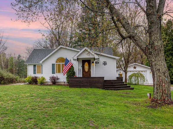 905 Sandow Rd, Midland, MI 48640