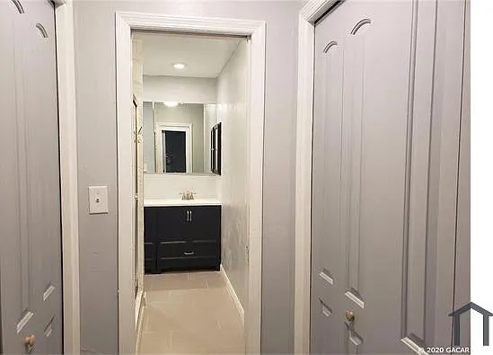 3515 NW 60th Ter — Photo 16